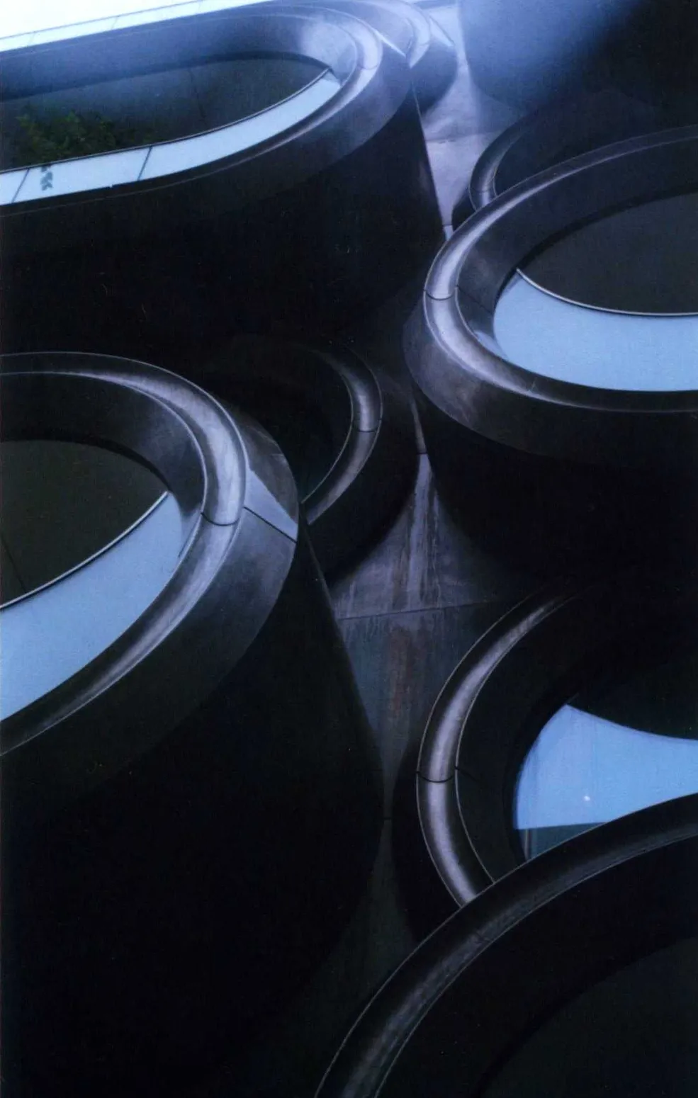 film/2/new york_windows